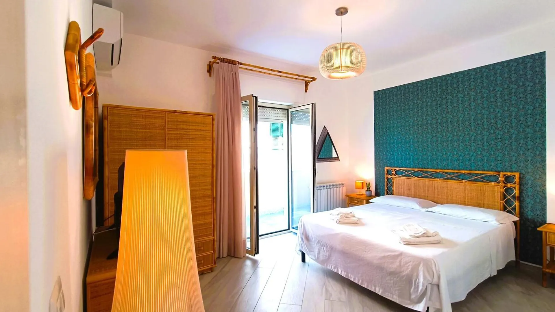 Capo D'Orlando Apartments - Elegance By The Sea 0*, Capo d'Orlando Italy