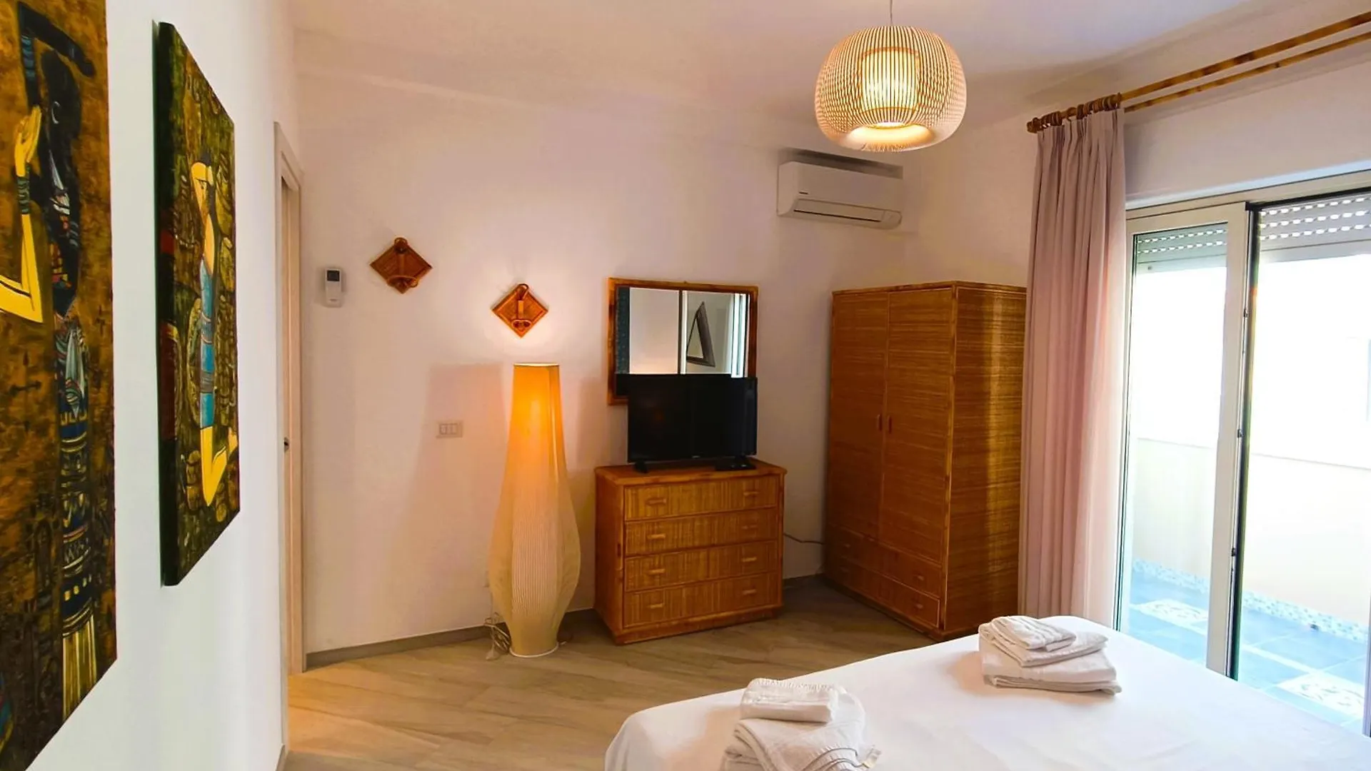 Capo D'Orlando Apartments - Elegance By The Sea Italy